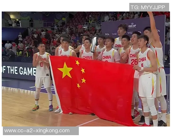 中国男篮延续阵容借复仇之力客场争胜展现团队精神 中国男篮延续阵容借复仇之力客场争胜展现团队精神